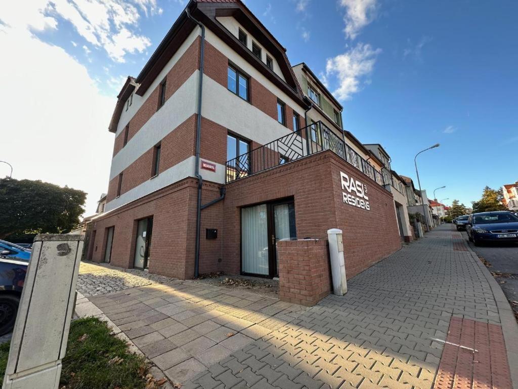 Rasl Residens, S Terasou Jihlava